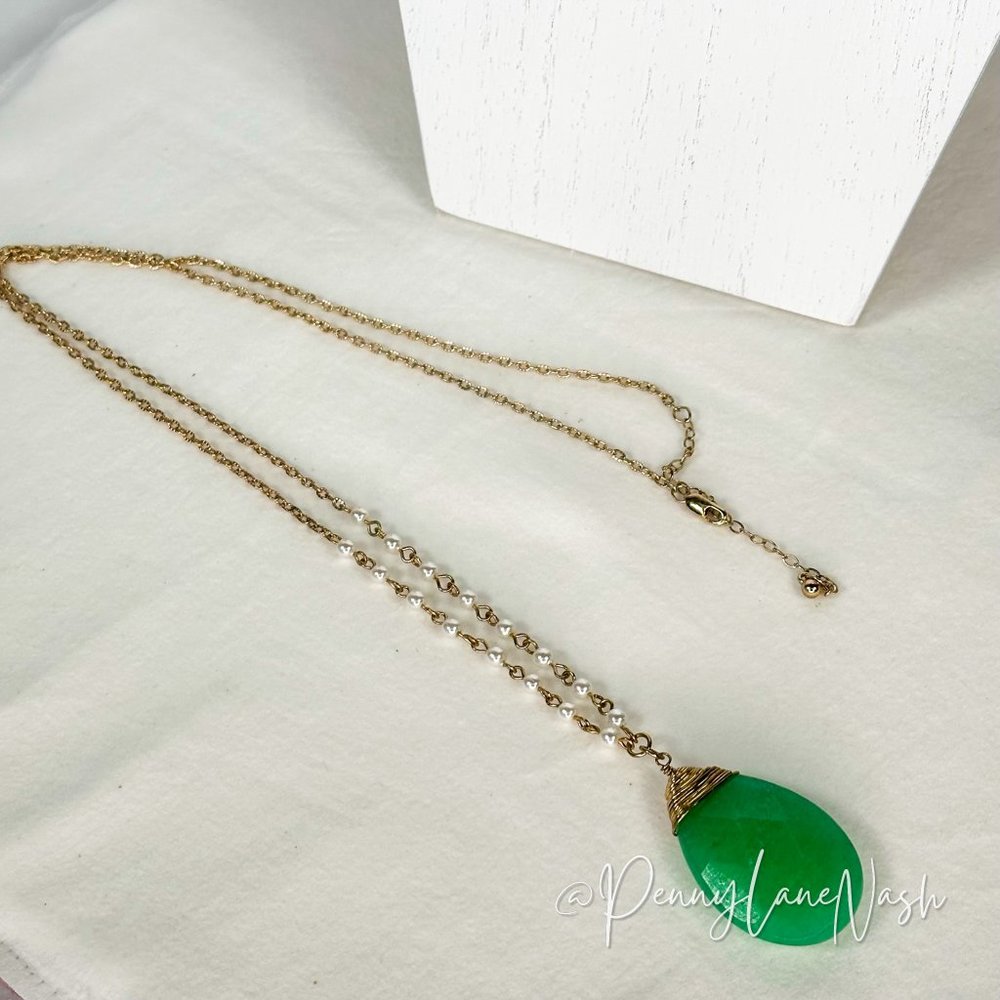 Vintage Green Oval Gem on Gold Chain& Mini Pearls Necklace - Picture 4 of 5